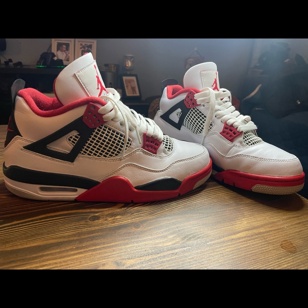 Fire red 4